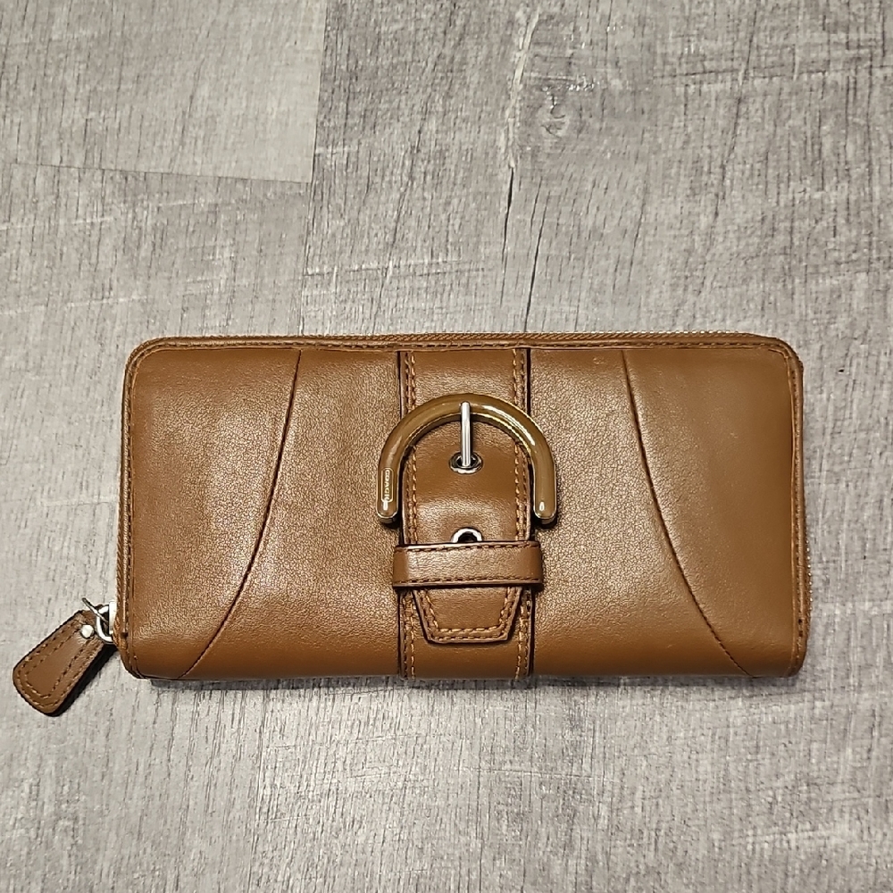 Coach Caramel Brown Leather Wallet with Buckle Closure and Smooth Texture
